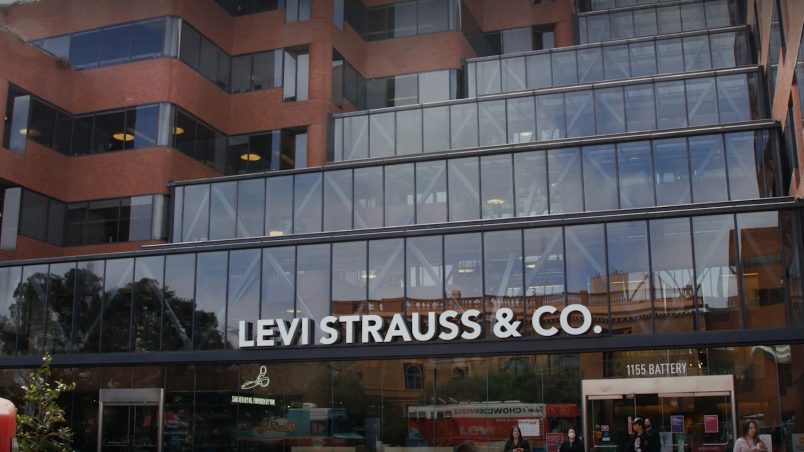 Senior Litigation Attorney Levi’s Apply Right Now